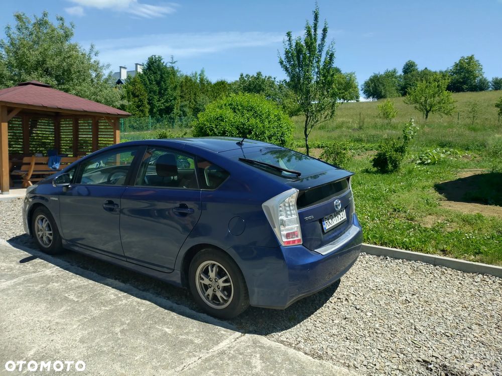 Toyota Prius 1.8 HSD Active - 27