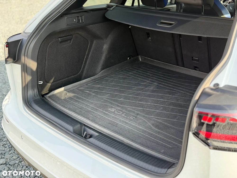 Volkswagen Golf 2025
