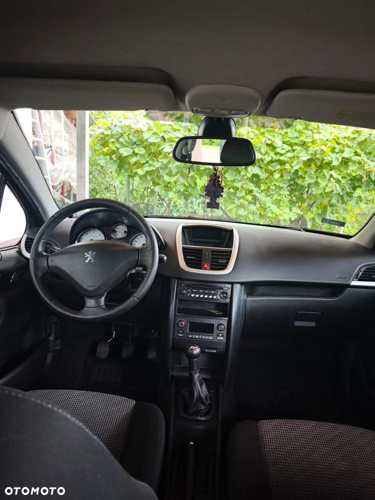 Peugeot 207 1.6 HDi Active - 10