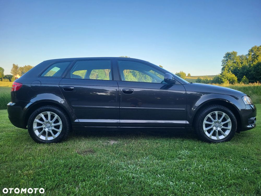 Audi A3 Sportback 1.4 TFSI Ambiente - 18