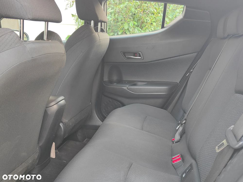 Toyota C-HR 1.2 T Comfort - 24
