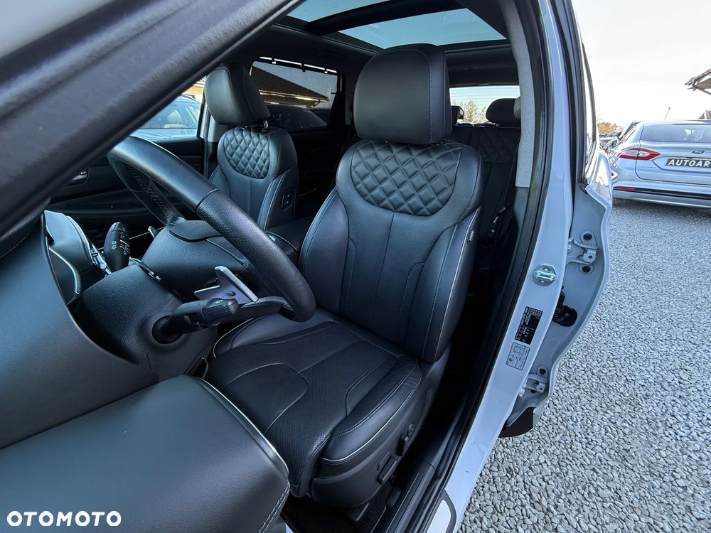 Hyundai Santa Fe 1.6 HEV 2WD SEVEN Signature - 29