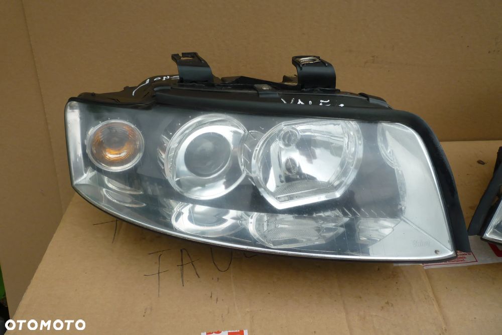 lampa prawa Audi A4 b6 Xenon Valeo Europa - 4