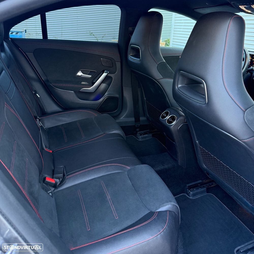 Mercedes-Benz CLA 180 d 7G-DCT AMG Line - 10