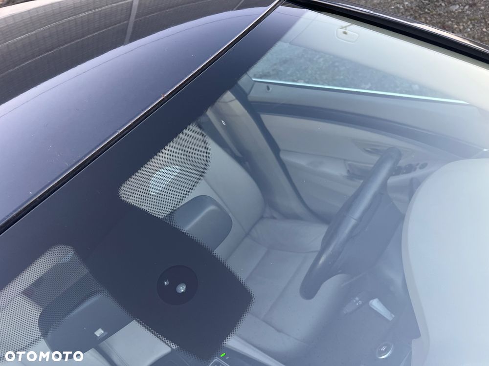 BMW Seria 5 520d Luxury Line - 25