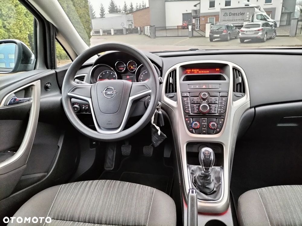 Opel Astra 1.6 Style - 10