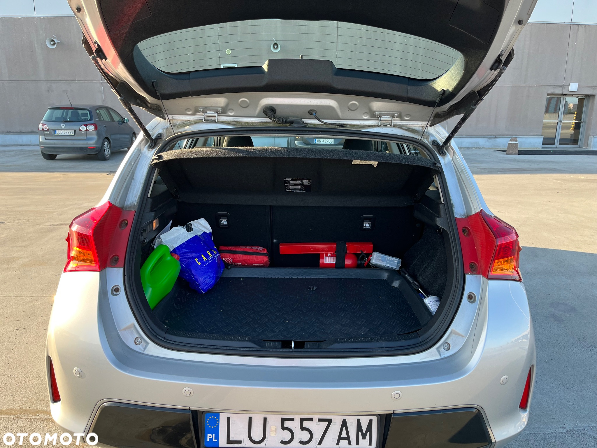 Toyota Auris 1.6 Premium Comfort - 12