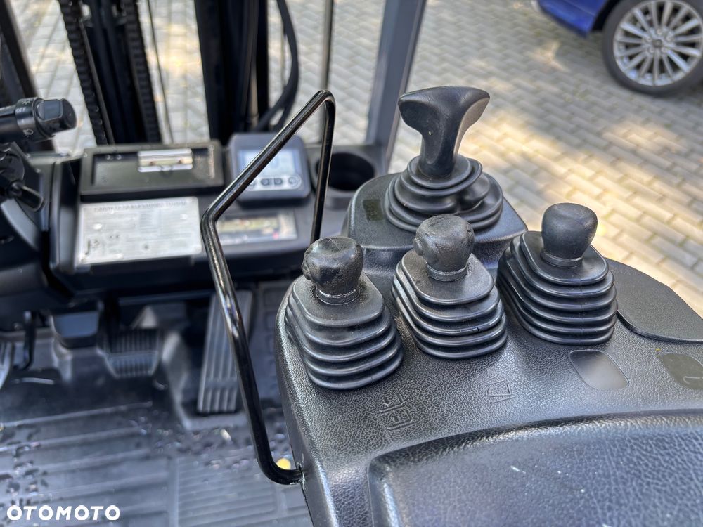 Toyota wózek widłowy 8FGF18 GWARANCJA LPG benzyna triplex możliwa OBROTNICA 44800 NETTO - 10