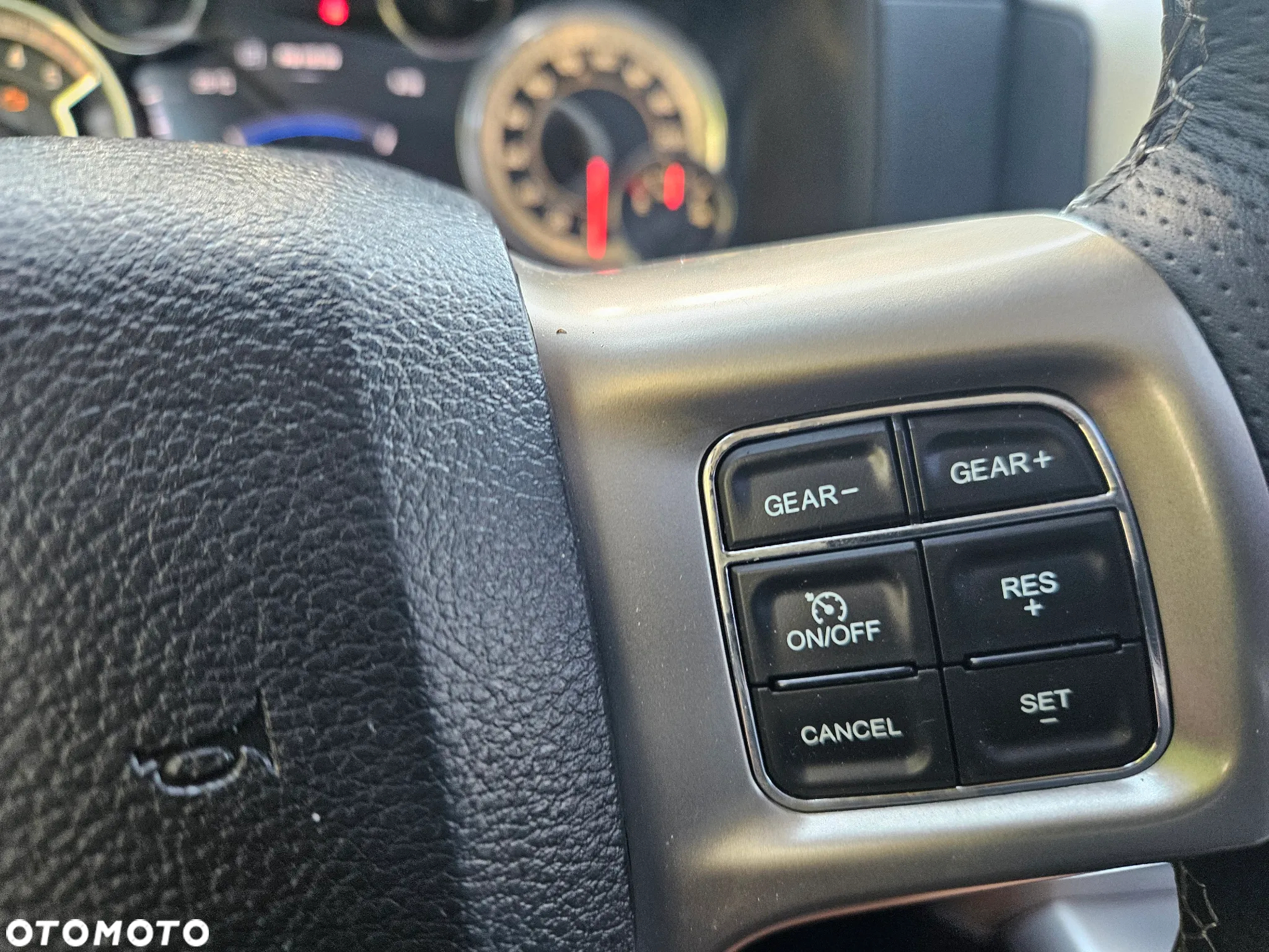 Dodge RAM TRX - 16