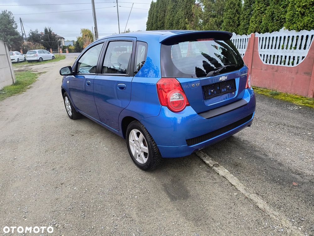 Chevrolet Aveo 1.4 LT - 18