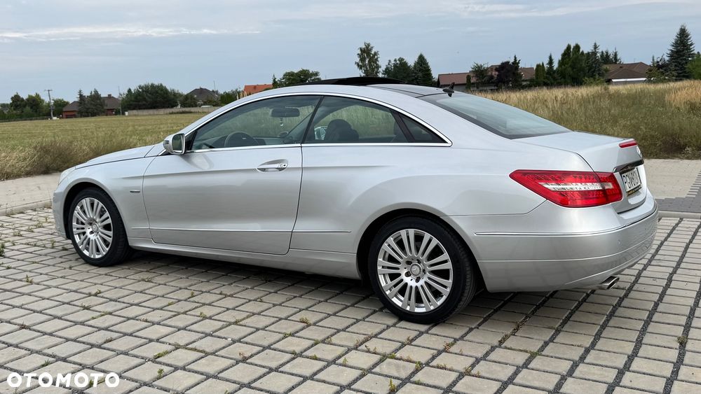 Mercedes-Benz Klasa E 250 CGI BlueEffICIENCY - 15