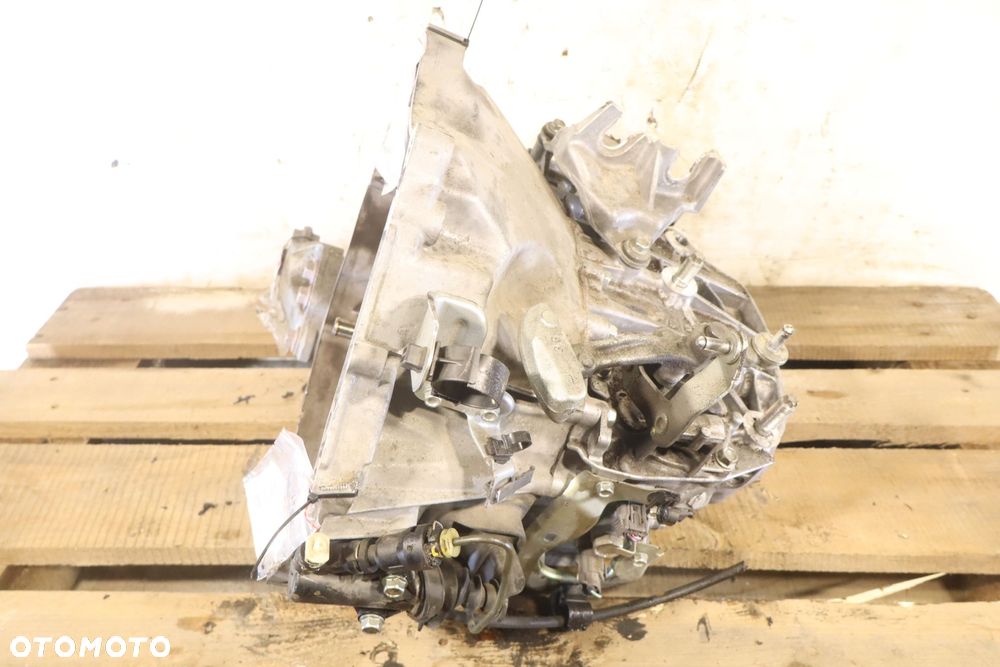 SKRZYNIA BIEGÓW 6 BIEGOWA MAZDA 3 IV 2.0 19E30 - 4