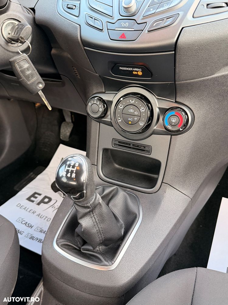 Ford Fiesta 1.5 TDCi St&St Ambiente - 20