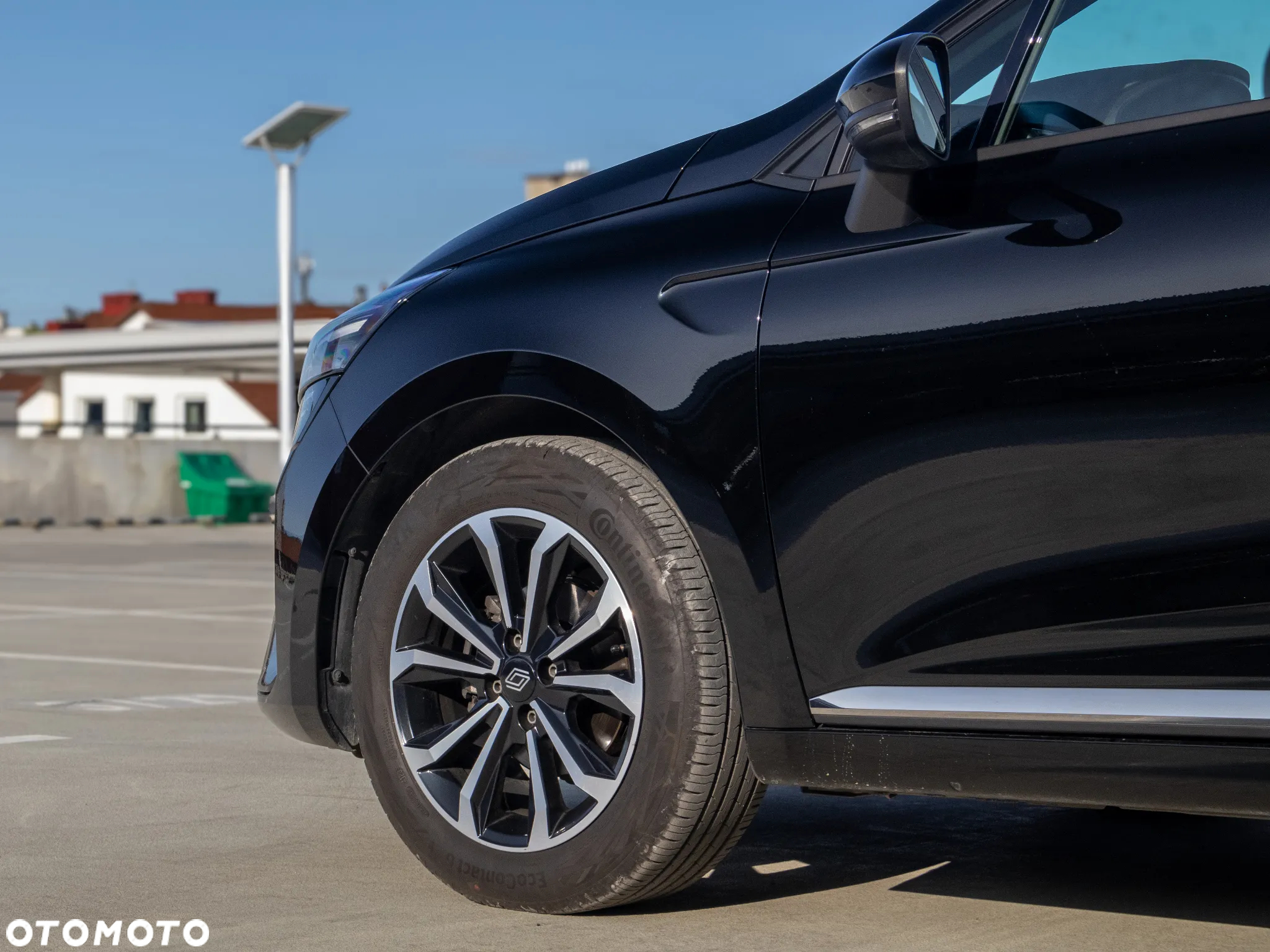 Renault Clio - 10