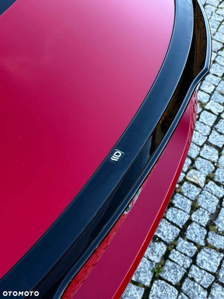 Alfa Romeo Giulia 2.0 Turbo Veloce - 13