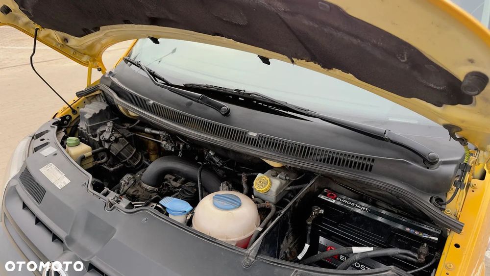 Volkswagen Transporter - 24