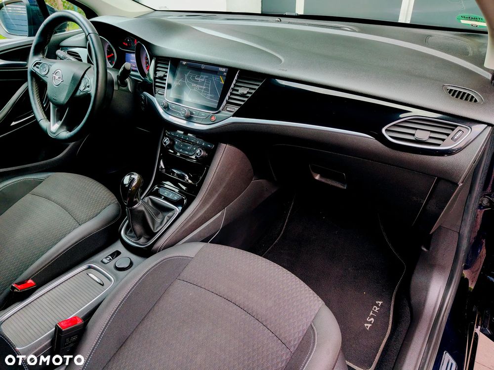 Opel Astra 1.4 Turbo Innovation - 29
