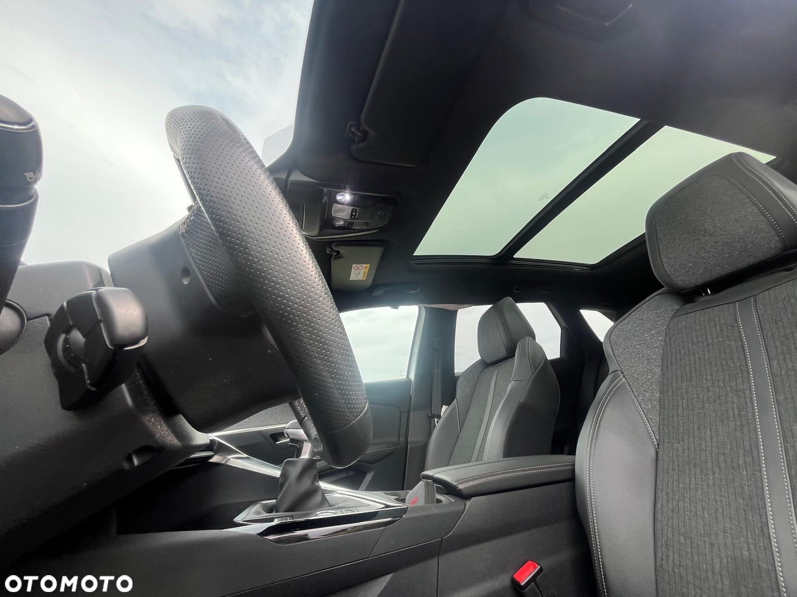 Peugeot 3008 PureTech 130 Stop & Start GPF Allure - 11