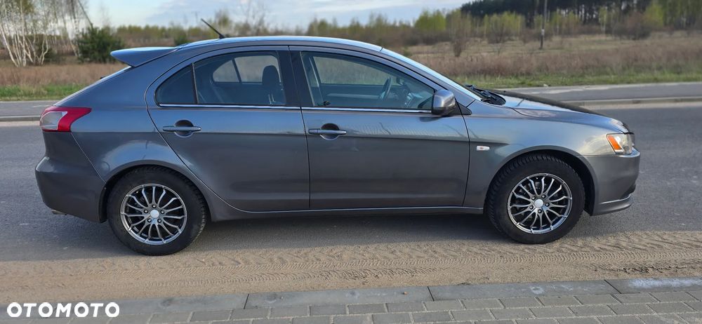 Mitsubishi Lancer 1.8 Inform LPG - 5