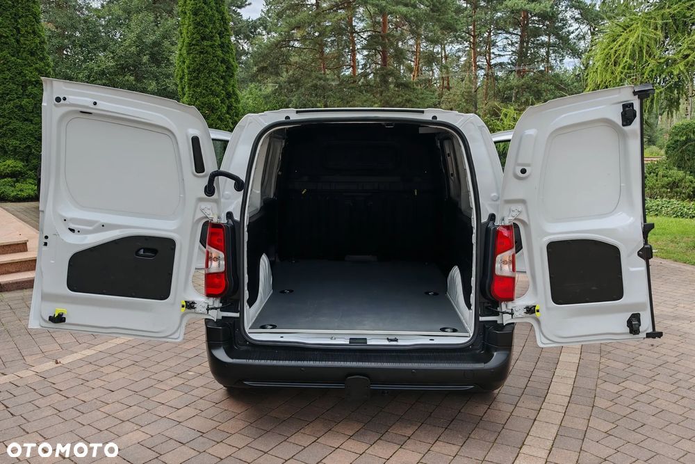 Toyota Proace City - 18