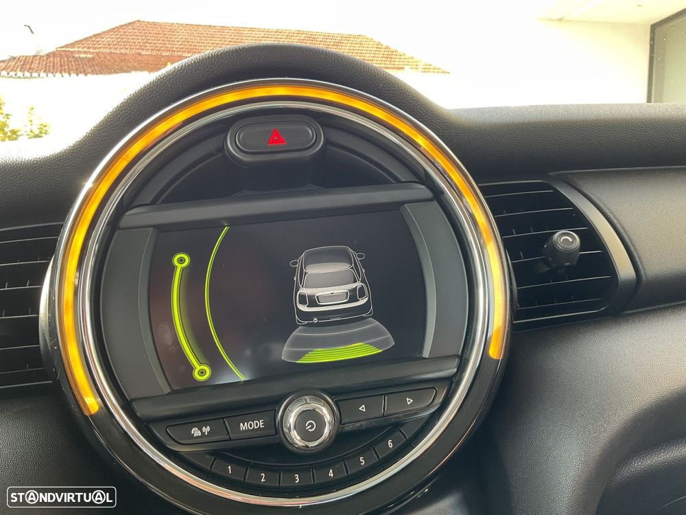 MINI 3 Portas One D - 28