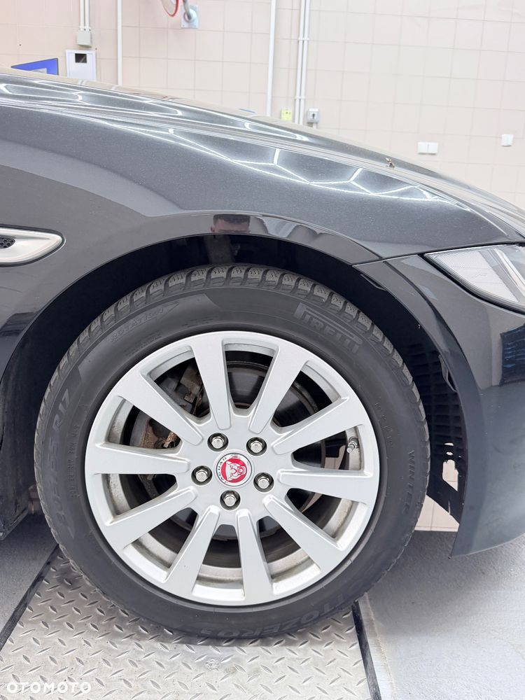 Jaguar F-Pace 2.0 i4D RWD R-Sport - 7