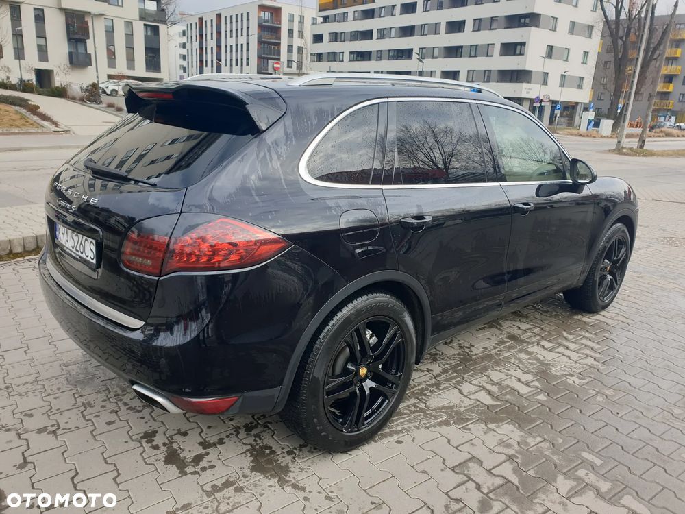Porsche Cayenne - 22