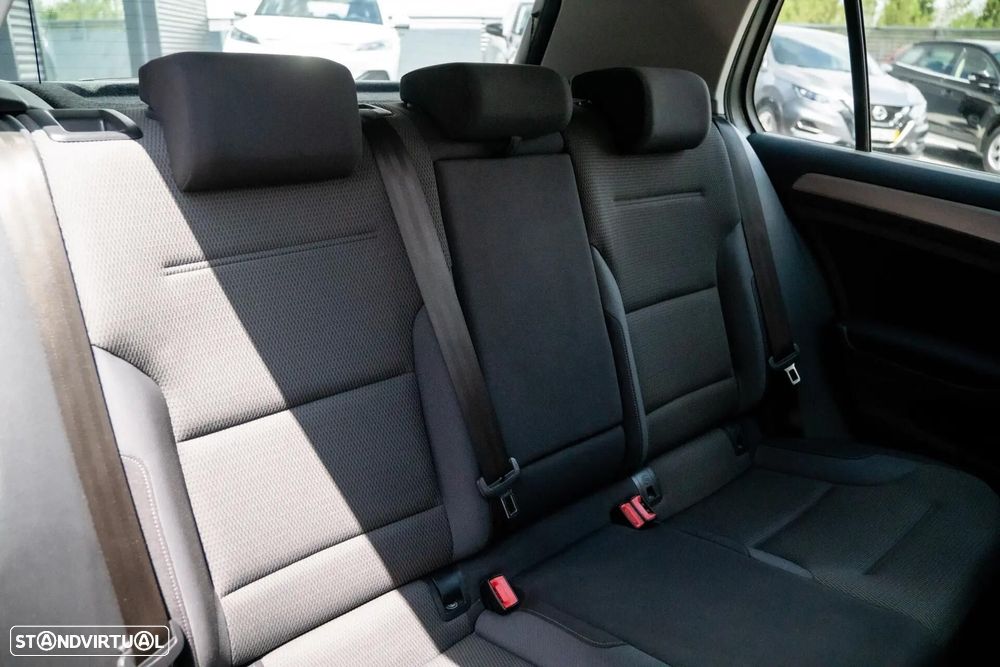 VW Golf 1.6 TDi GPS Edition - 22