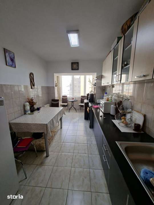Apartament 3 camere, et. 2,  70 mp utili, Bd. Traian - Imagine principală: 3/14
