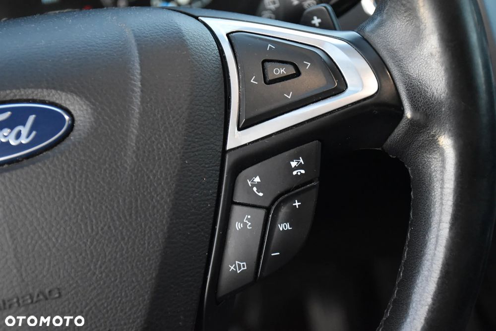 Ford Mondeo 2.0 TDCi Bi-Turbo Titanium PowerShift - 33
