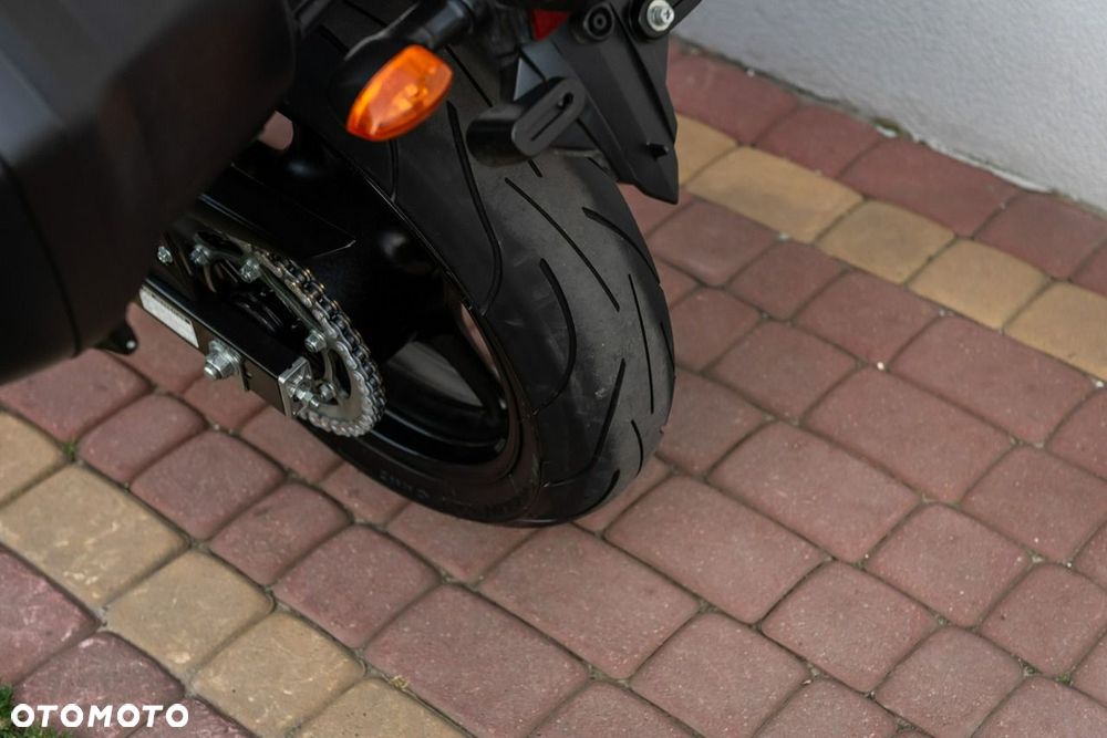 Yamaha XJ - 9