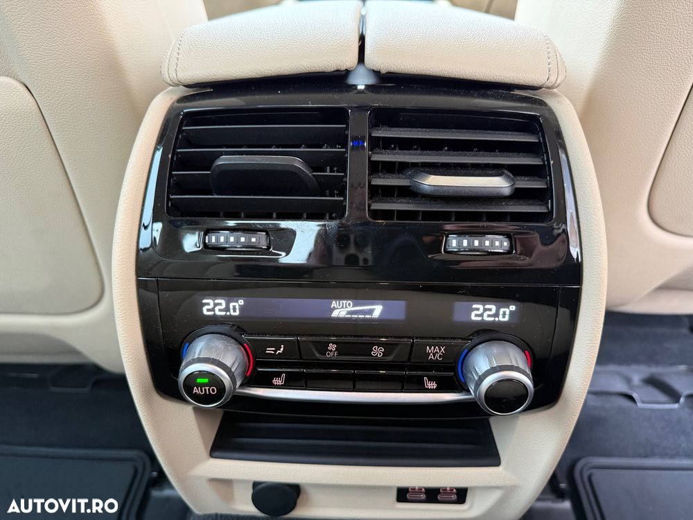 BMW Seria 5 530i xDrive Aut. - 17