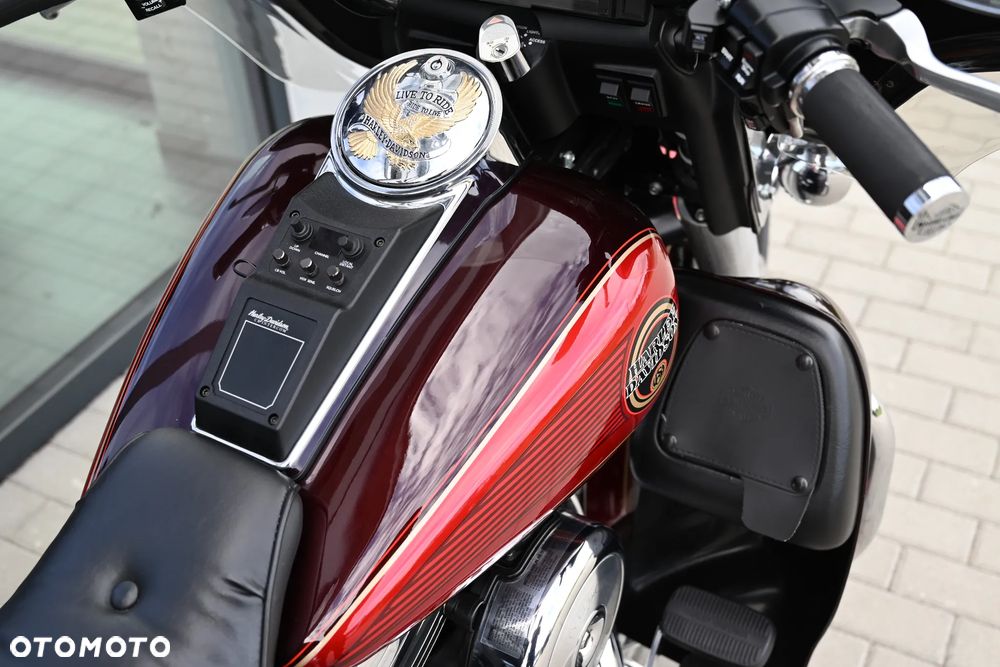 Harley-Davidson FLHTCU Ultra - 24