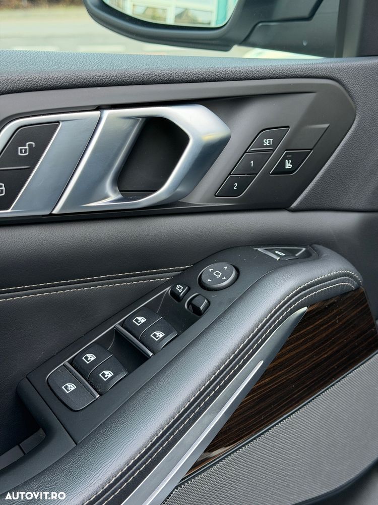 BMW X5 xDrive45e - 29