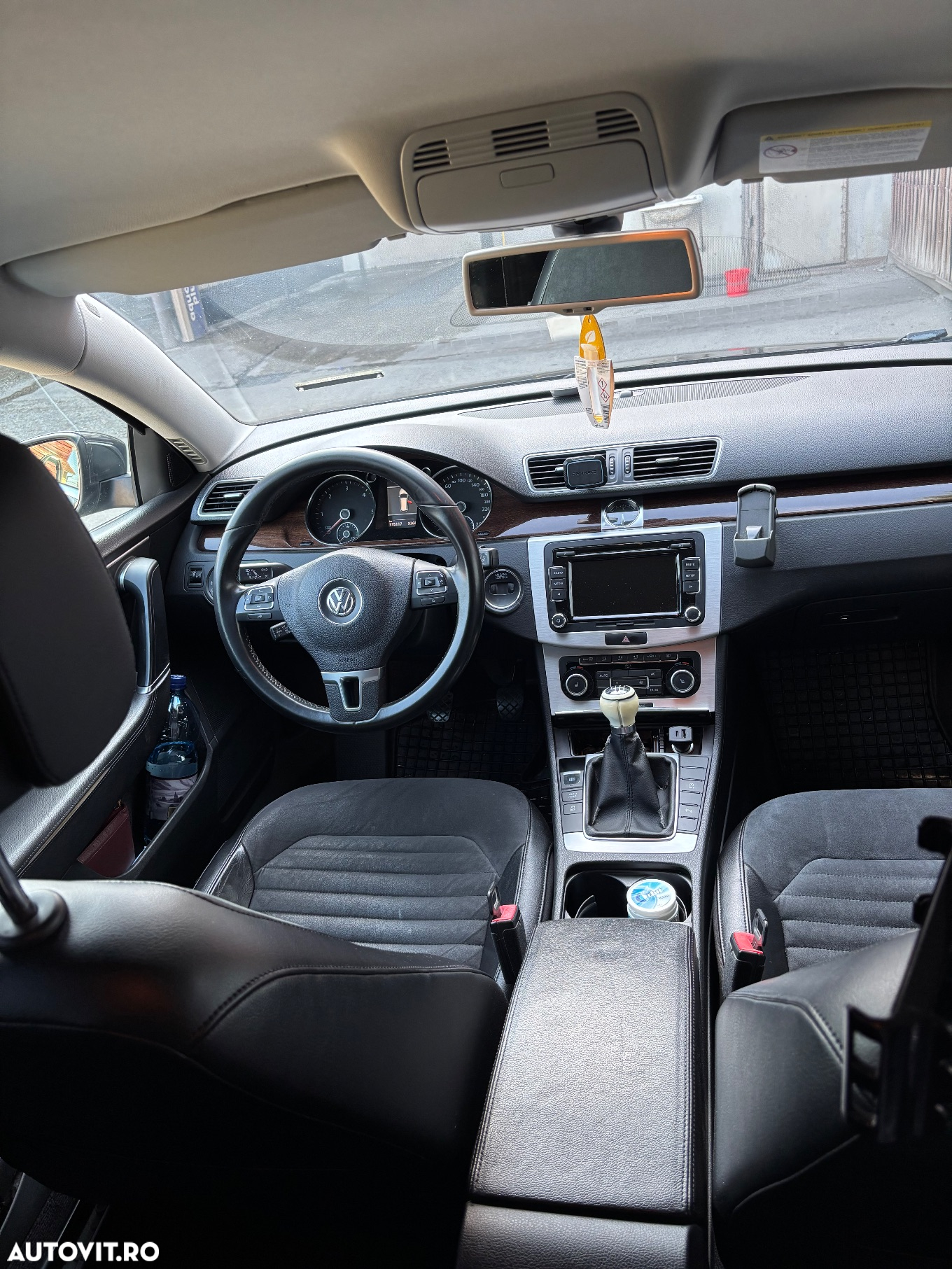 Volkswagen Passat Variant 2.0 TDI BlueMotion Technology Comfortline - 8