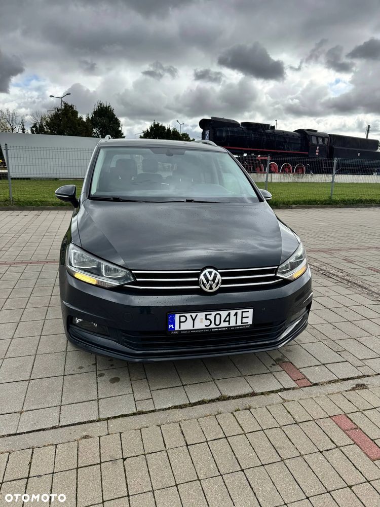 Volkswagen Touran - 3