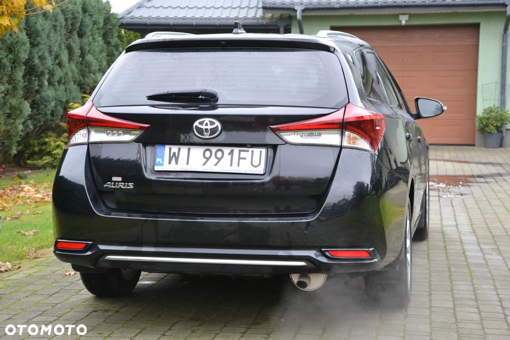 Toyota Auris - 4
