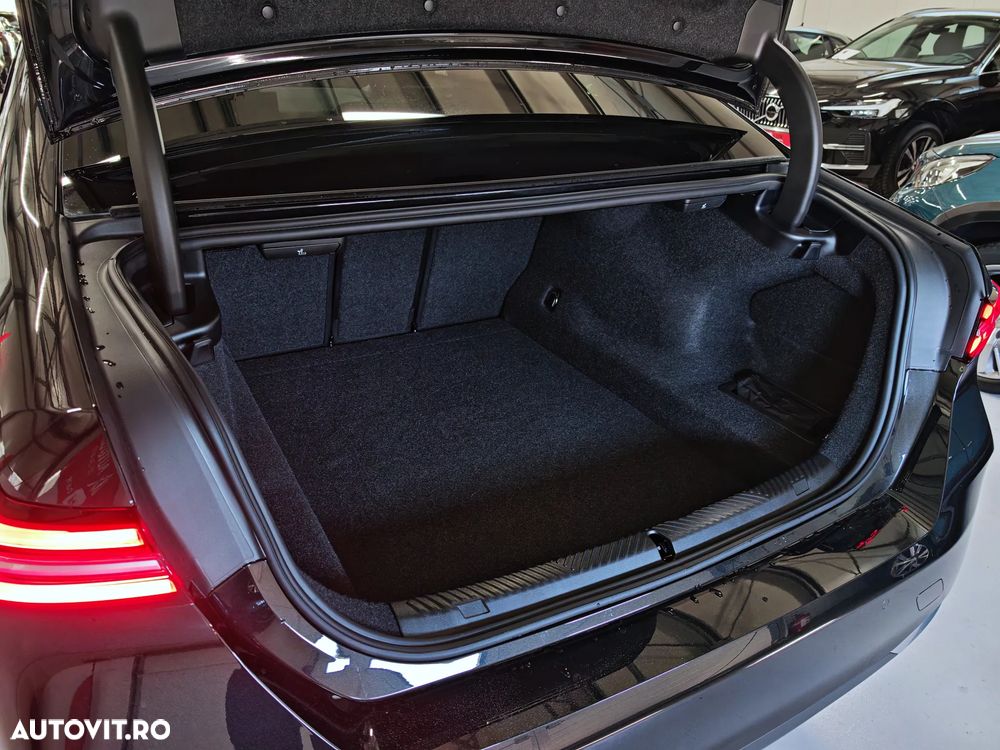 BMW Seria 5 520d Aut. - 38