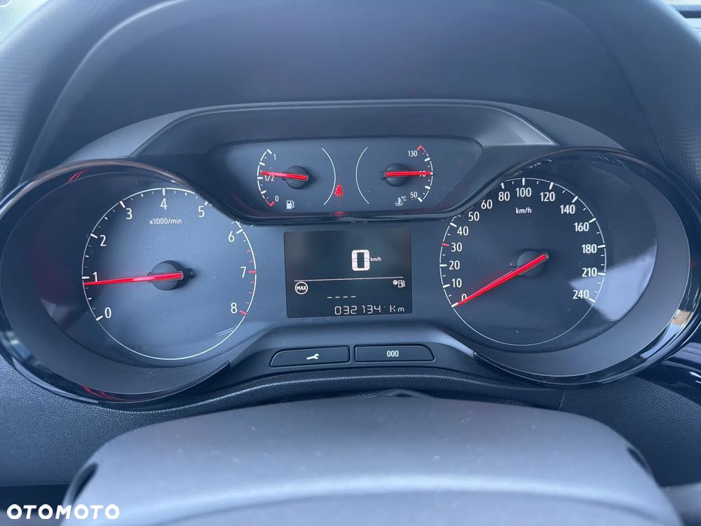 Opel Crossland X 1.2 T Design Line S&S - 14
