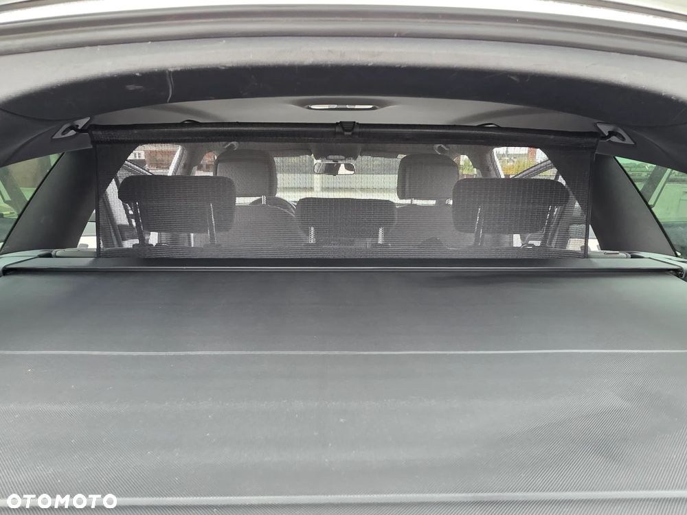 Audi A6 Avant 2.0 TDI Ultra DPF S tronic - 19