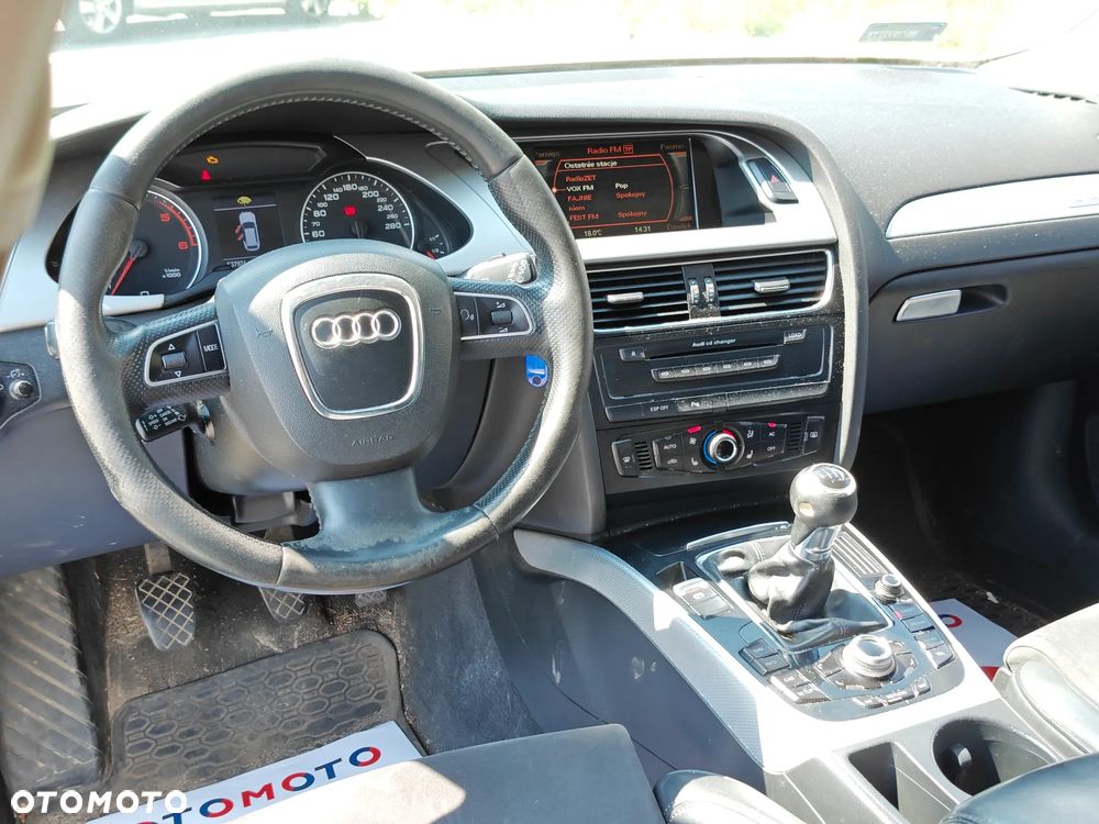 Audi A4 Avant 2.0 TDI DPF quattro Attraction - 10