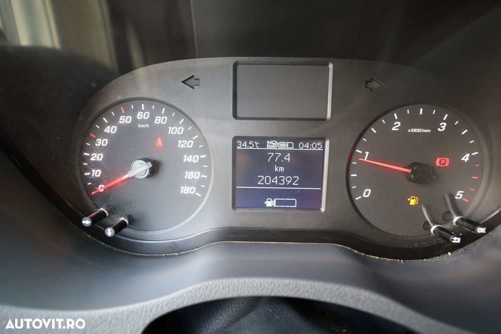 Mercedes-Benz Sprinter - 18