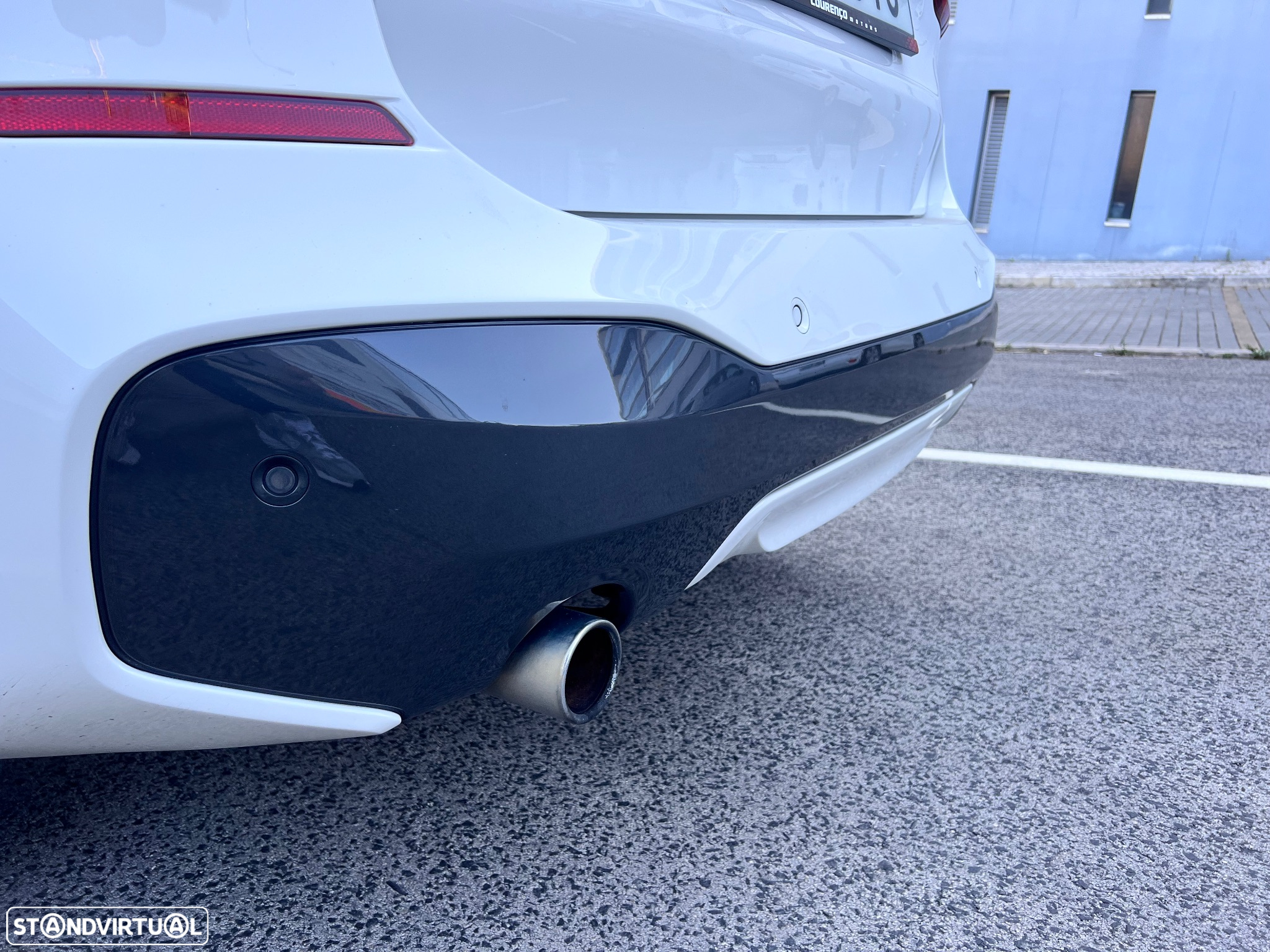 BMW X1 18 d sDrive Auto Pack M - 33
