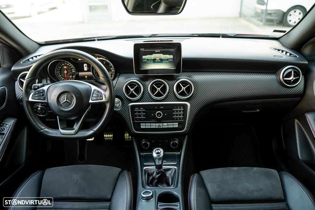 Mercedes-Benz A 200 d AMG Line - 23