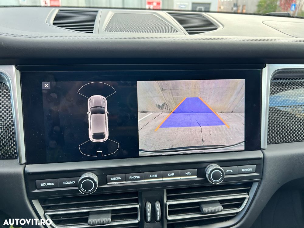 Porsche Macan Standard - 12