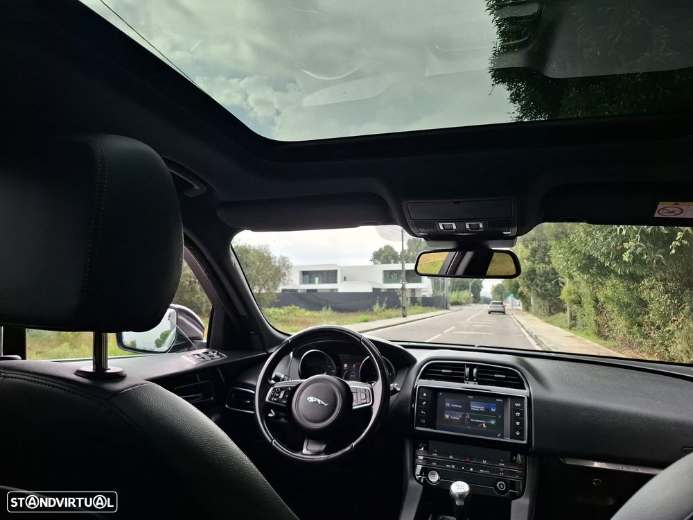 Jaguar F-Pace 2.0 i4D Prestige - 16