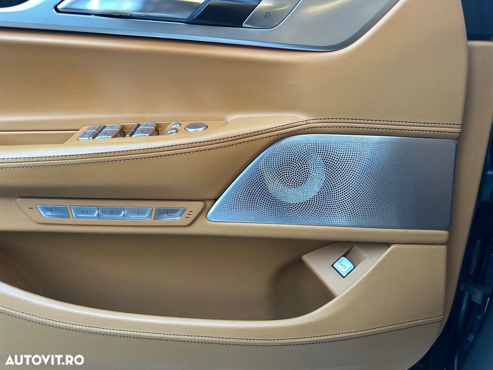 BMW Seria 7 - 18