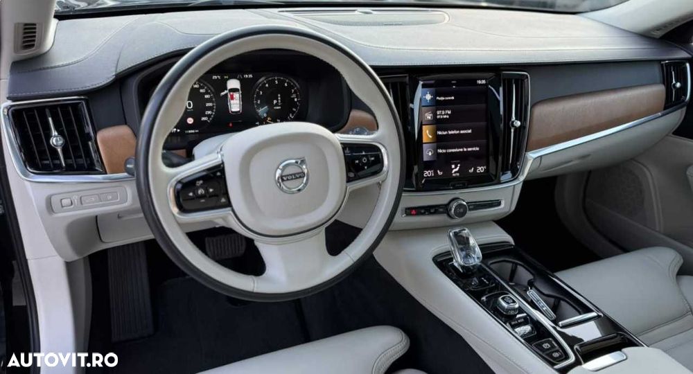 Volvo V90 - 23