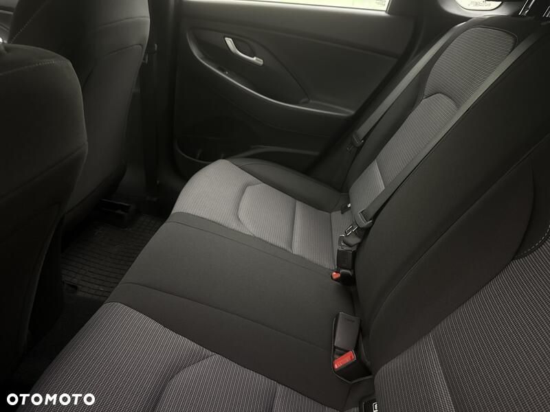 Hyundai i30 1.5 DPI Modern - 20