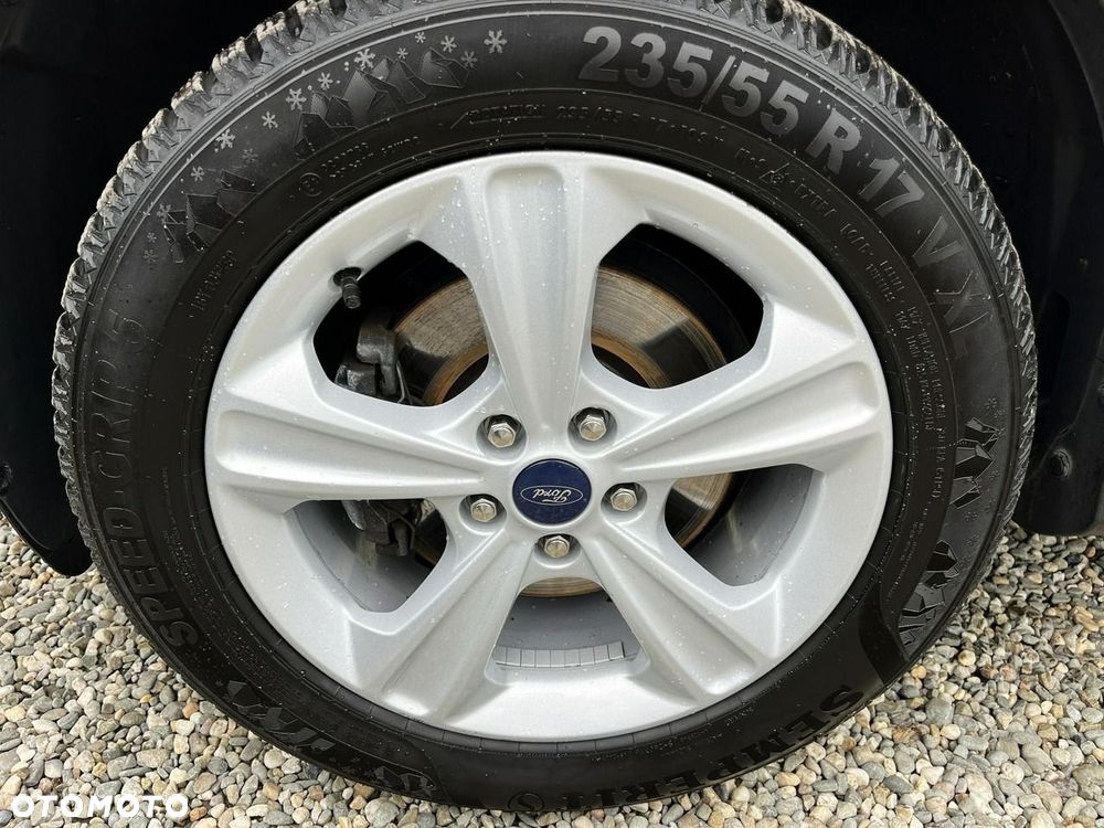Ford Kuga 1.5 EcoBoost 2x4 Trend - 35